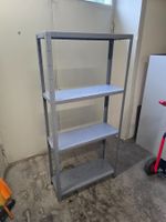 gebr. Lagerregal mit 4 Tablaren 80x31cm H: 170cm ab 1.-