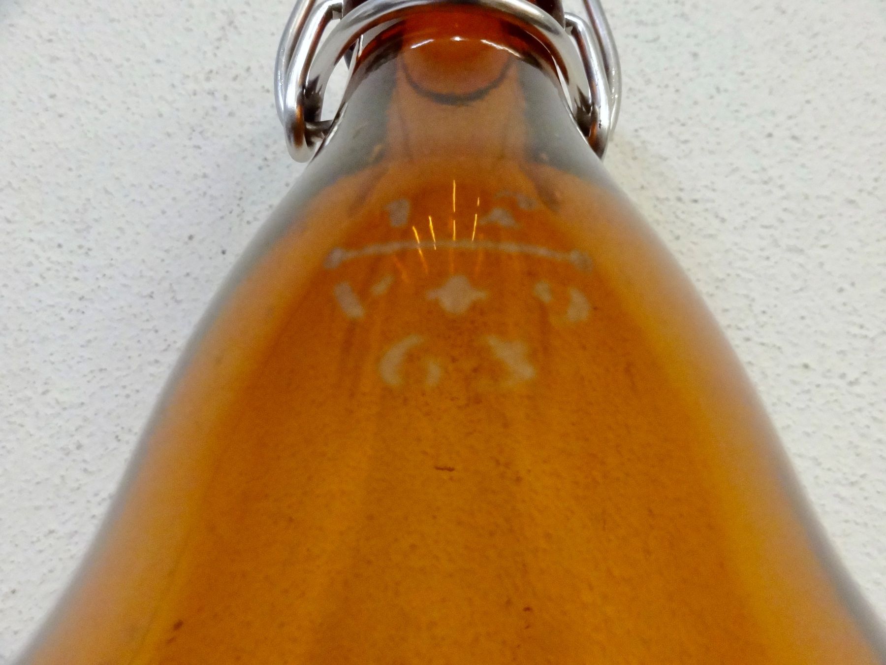 Bicchieri, Caraffe & Bottiglie: alte Bierflasche BIER FLASCHE GEEICHT 1963 – Usato da Kerzers venduto da bottlesandboxes 2