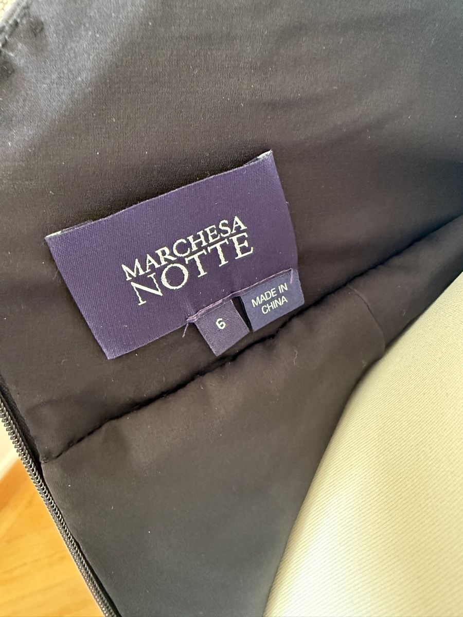 Kleider: Robe de soirée / gala Marchesa Notte élégante noire & dorée – Gebraucht aus Lausanne von Stephaniesdressing 9