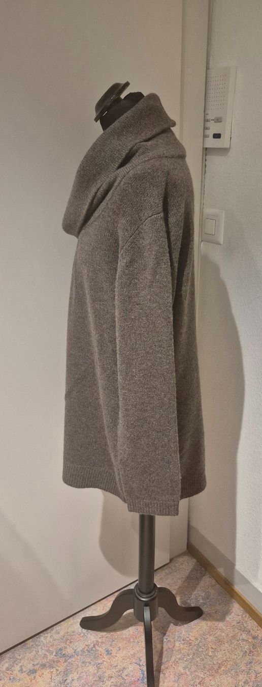 Pulls & Sweat-shirts: Damen Pullover braun mit Wasserfallkragen Kaschmere – D'occasion à Zürich par Roberto040 1
