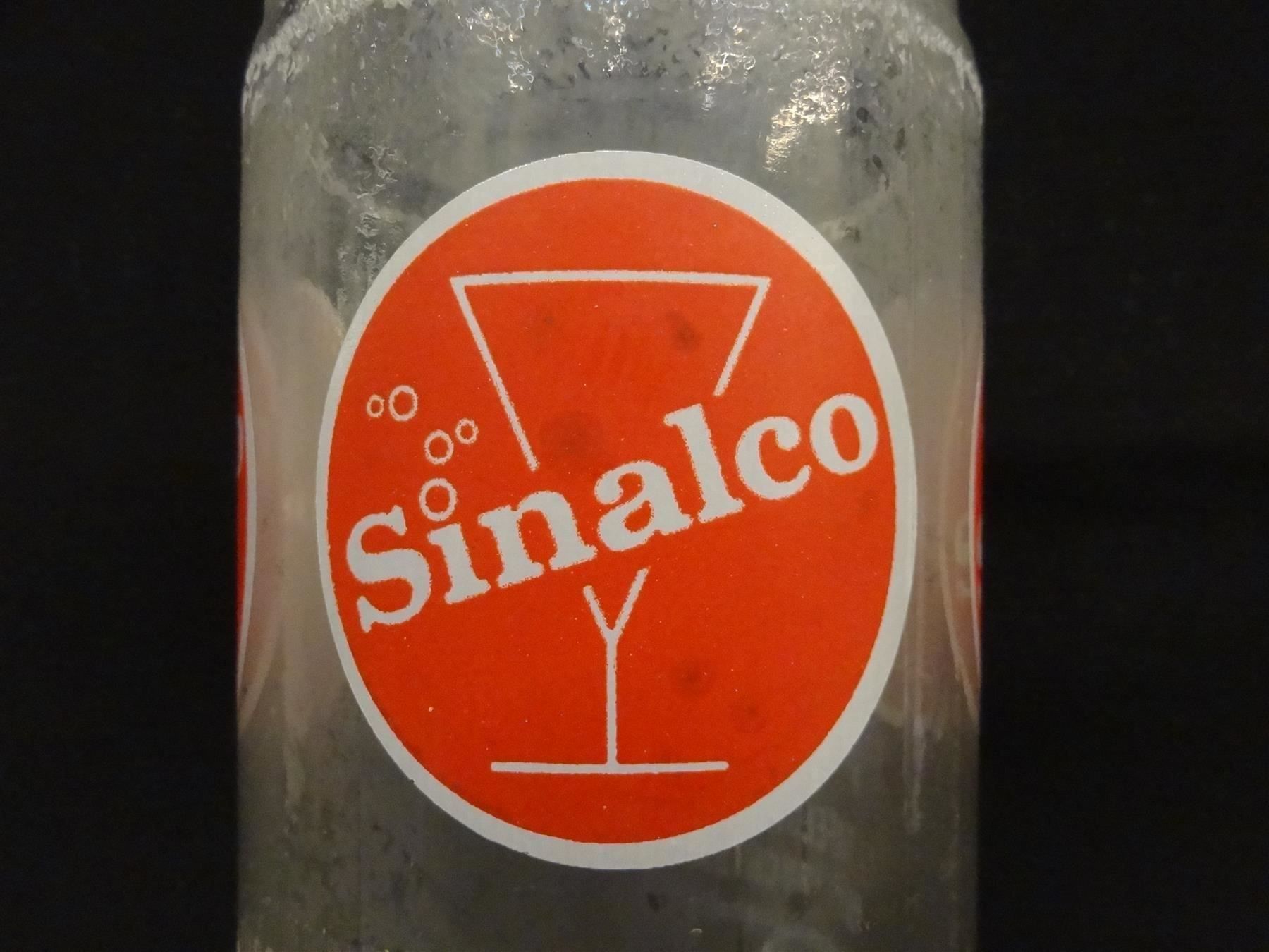 Sinalco Bicchieri, Caraffe & Bottiglie: alte Flasche SINALCO 1970 100cl – Usato da Kerzers venduto da Flaschenposten 4