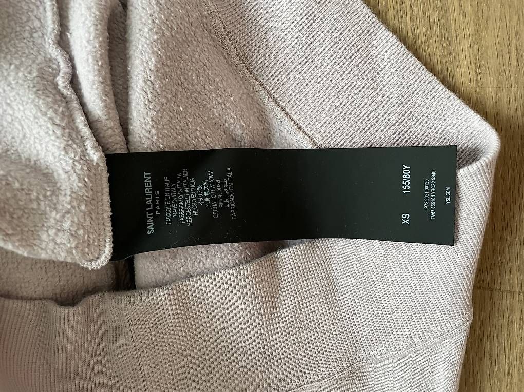 Saint Laurent Pullover & Sweatshirts: Saint Laurent Pullover – Gebraucht aus Ennetbürgen von Jvek 2