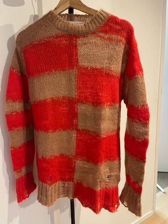 Nie getragener Pullover von Essentiel Antwerp