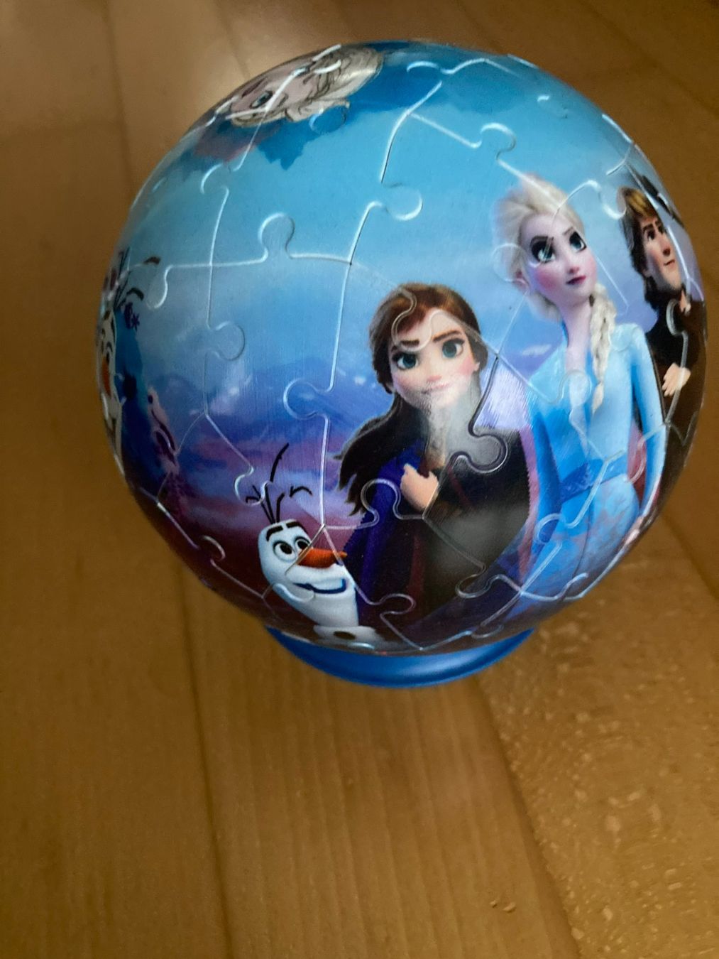 Ravensburger Puzzle: 3D Puzzleball - Die Eiskönigin Frozen – Usato da Muttenz venduto da Juvenile33 1