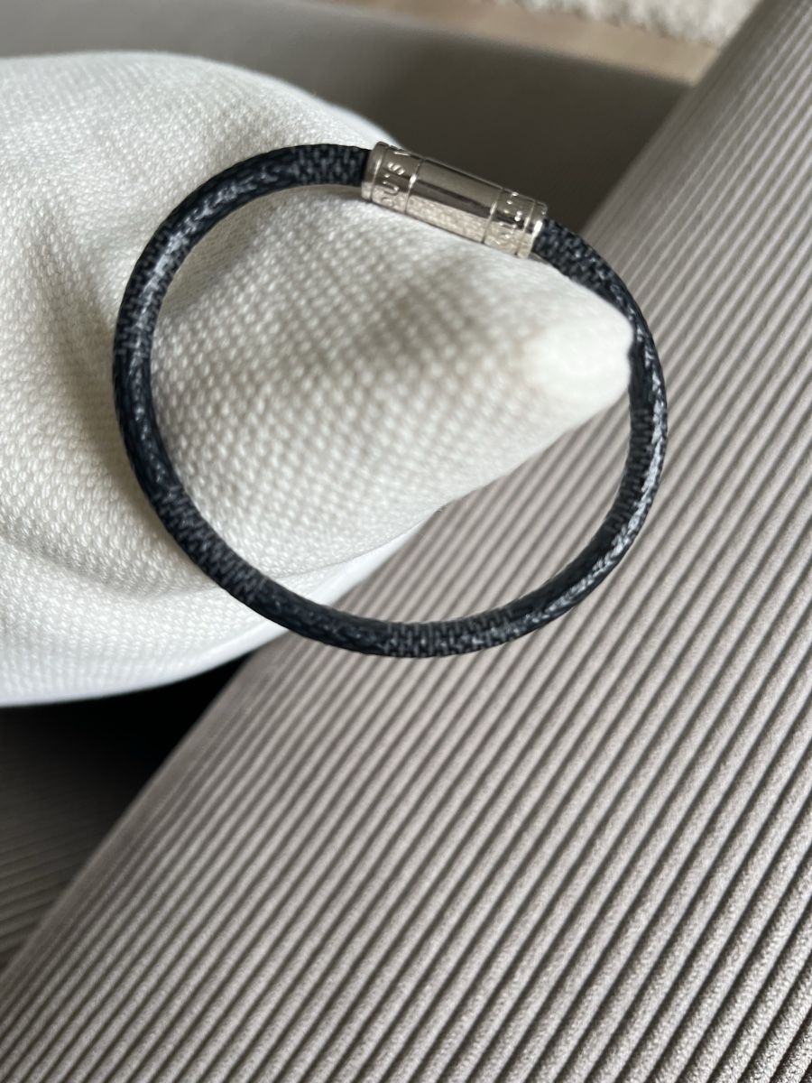 Louis Vuitton Bracciali & Braccialetti: Louis Vuitton Armreif – Usato da Wermatswil venduto da -secondchance- 1