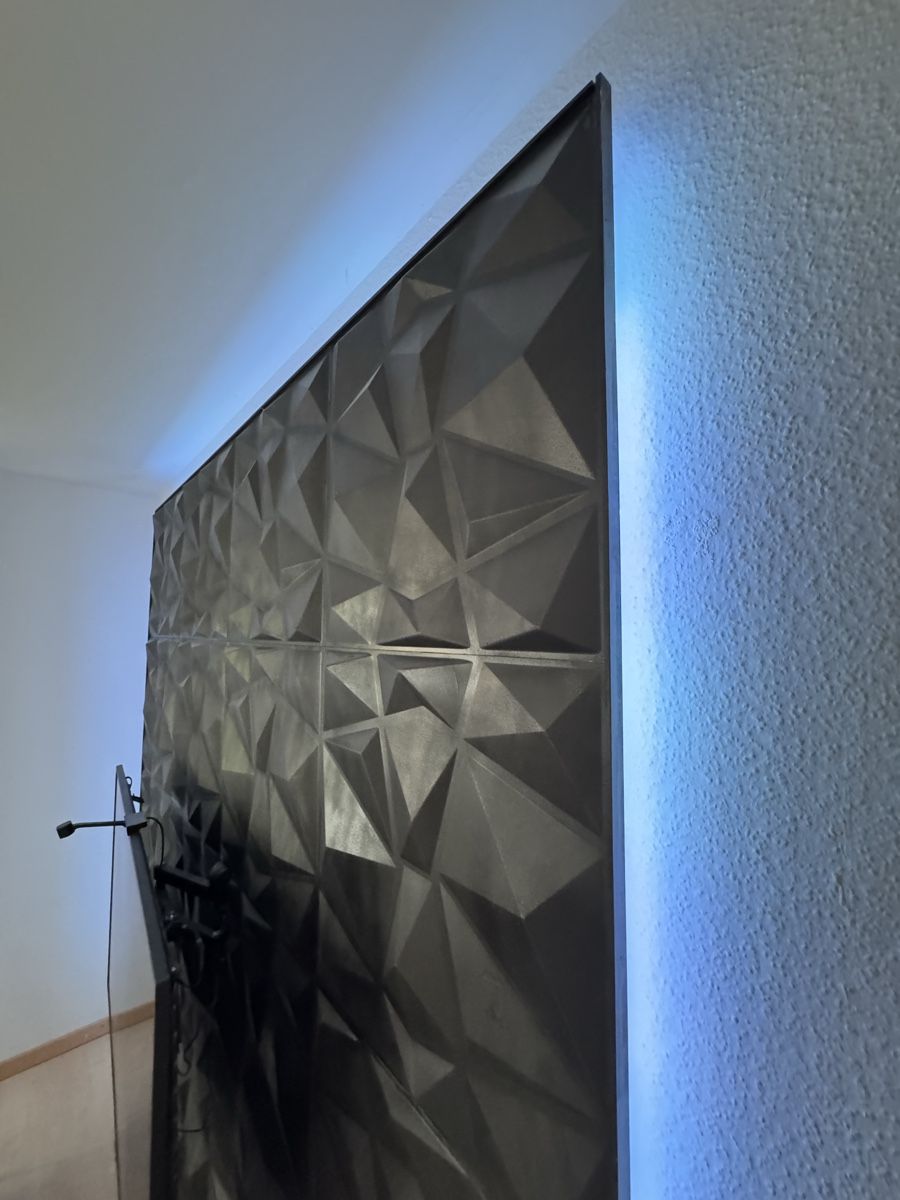 Mobili TV: Wohnwand mit LED Eigenbau – Usato da Dübendorf venduto da TurboUno 3