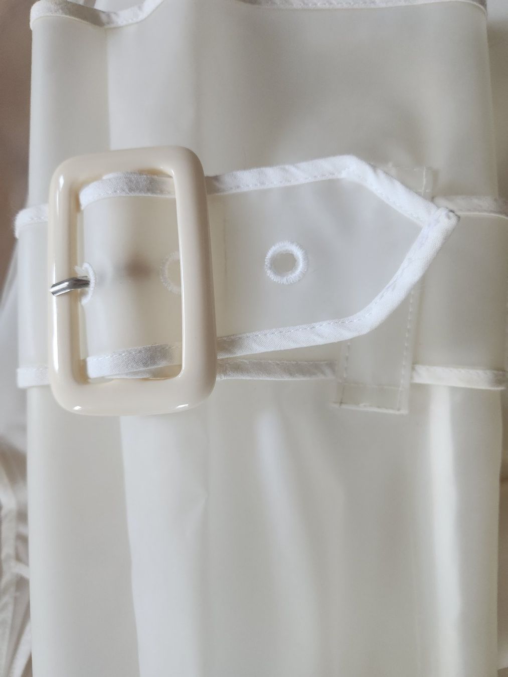 Cappotti: Alexa Chung transparent raincoat, Size S – Nuovo (secondo la descrizione) da Luzern venduto da tan_v9x5 7