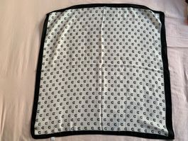 Scarf -Neu