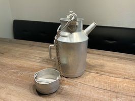 Alte  Milchkanne aus Aluminium