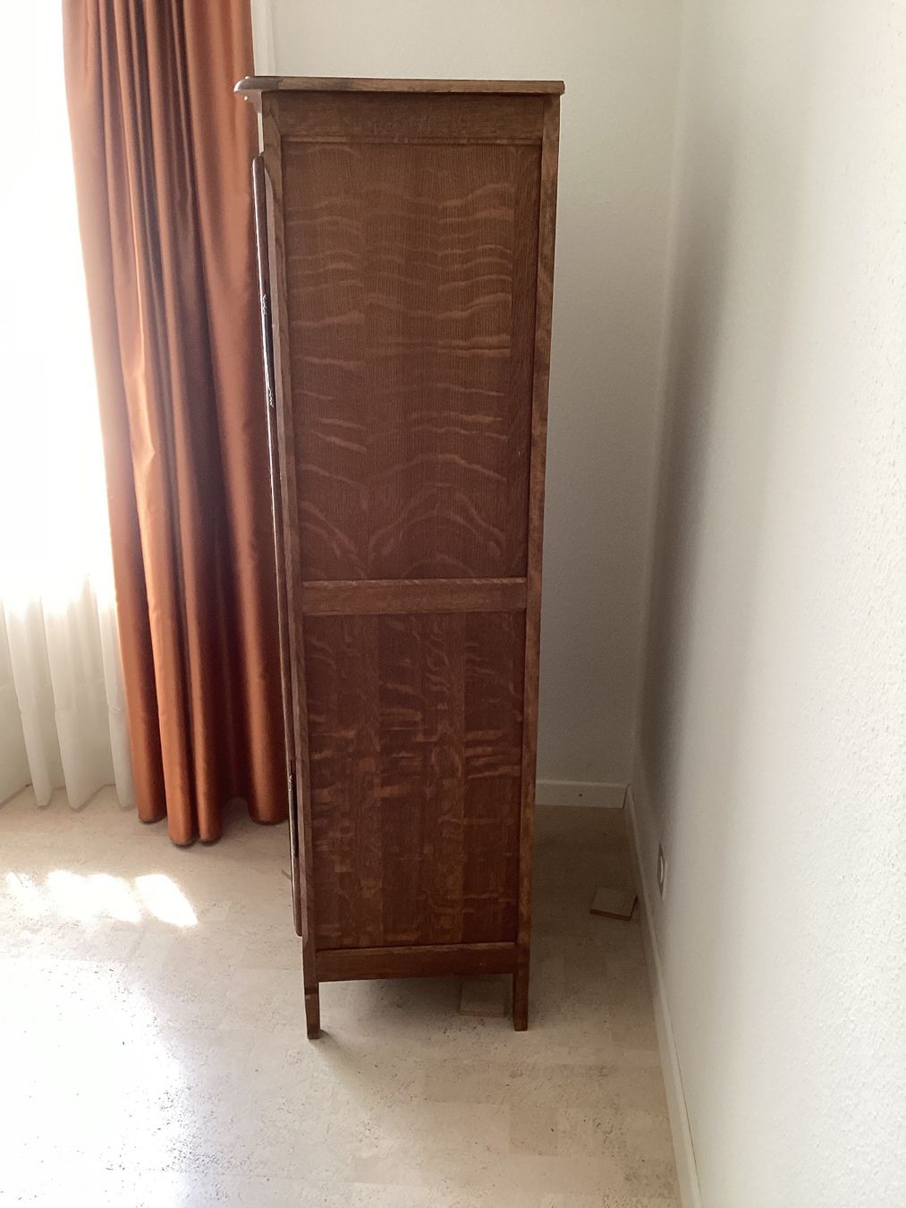 Armoires: Antiker Schrank – D'occasion à Goldau par dgh_bwh7 2