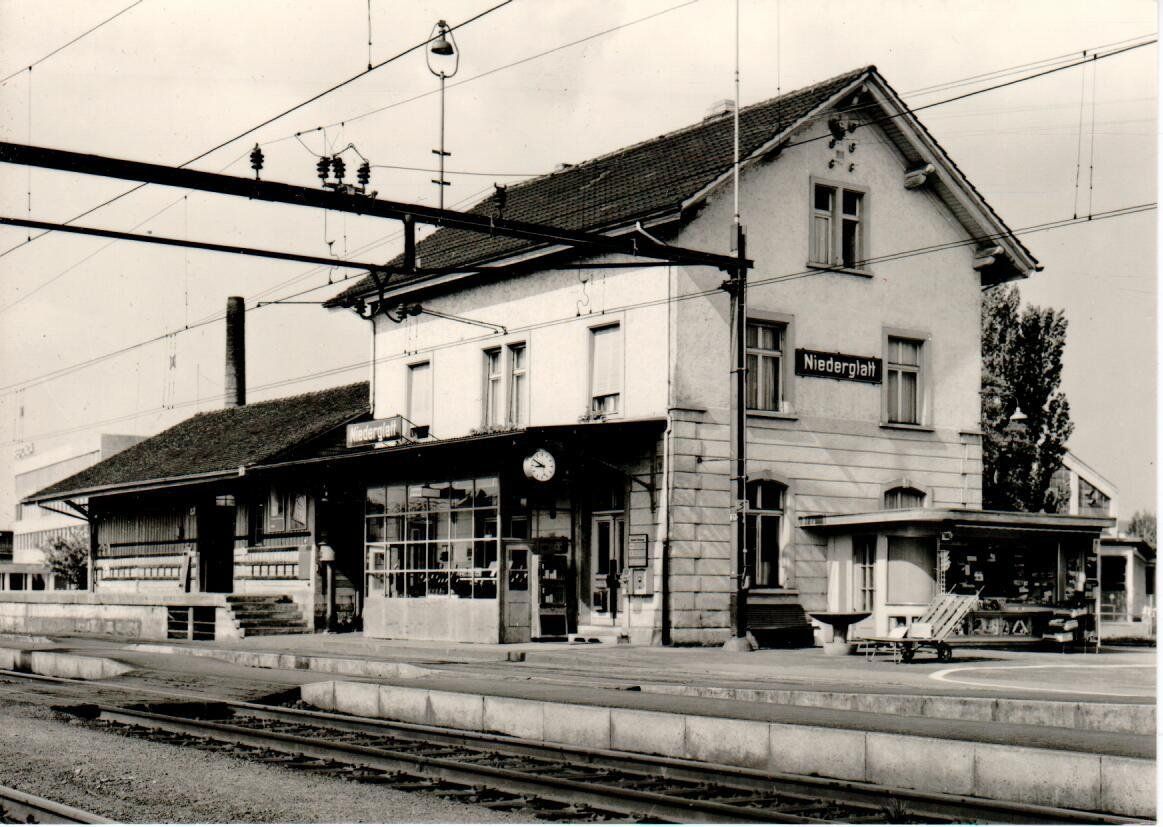 Cartoline postali: Bahnhof Niederglatt – Usato da Wolhusen venduto da Curver9