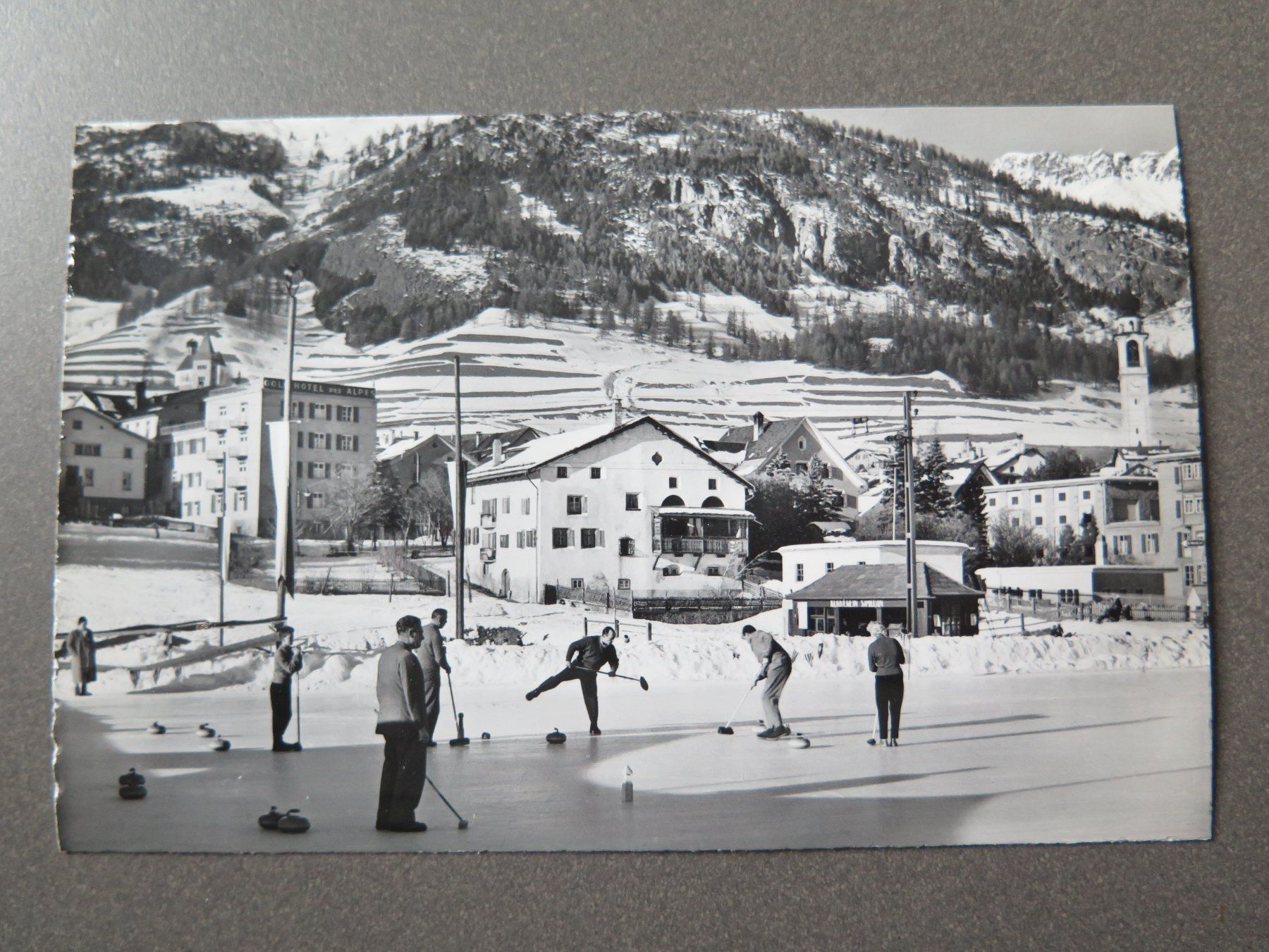 Cartoline postali: SAMEDAN - CURLING – Usato da Wittenbach venduto da lipasal