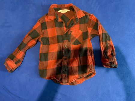 Chemise H&M carreaux rouge noir occasion taille 98 cm