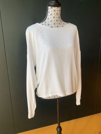 Bluse mit schönem Rückenausschnitt Gr. M