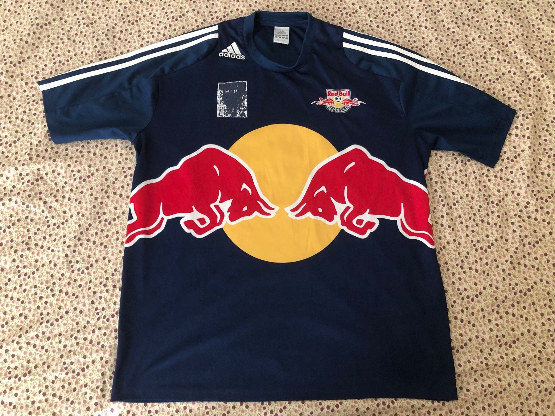 Adidas Canottiere & Pantaloni: RB Salzburg n5 maillot – Usato da Le Grand-Saconnex venduto da focamix