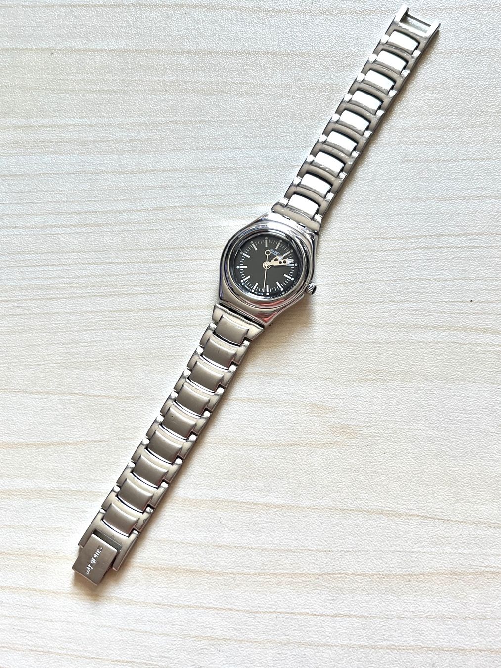 Swatch Orologi: Swatch Armbanduhr silberfarben Damen – Usato da Grenchen venduto da chththl 1