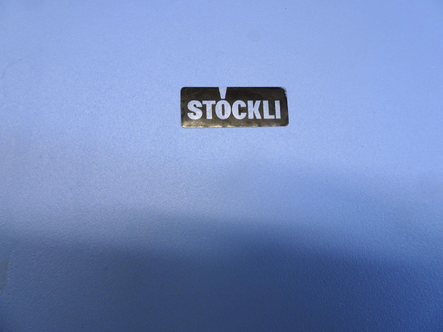 Tablet PC: Servier Tablett, abgerundet hellblau/jeanfarbig – Nuovo (secondo la descrizione) da Grüt (Gossau ZH) venduto da spitzig 2