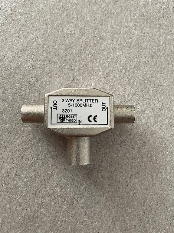 Unità & Adattatore: 2 way splitter – Usato da Merenschwand venduto da exclusive4you5634