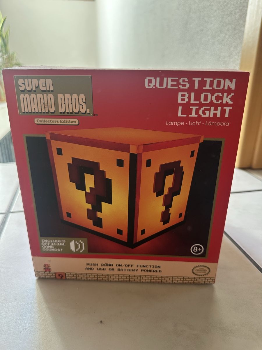 Lampen: Super Mario Bros Question Block Light Collectors Edition – Gebraucht aus Neuenkirch von ali_5pxg