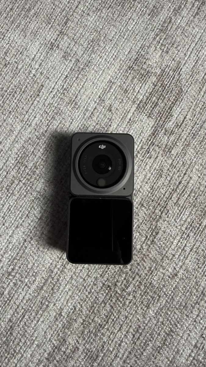 DJI Action Cam: DJI Action 2 Camera - Versatile and Compact Camera! – D'occasion à La Tour-de-Peilz par Artbourbon 4