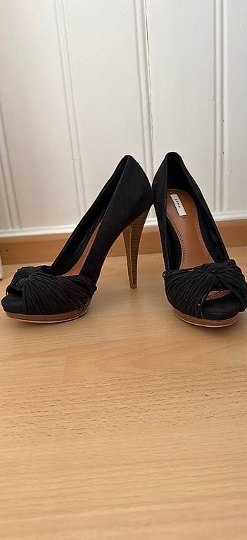 Scarpe da donna: Zara Peeptoe High Heels Gr. 37 – Usato da Steinach venduto da Bonita007