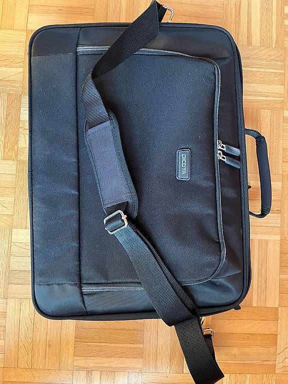 Borse: Laptoptasche Dicota – Usato da Landschlacht venduto da Landschlacht