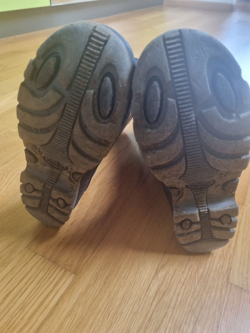 Chaussures garçon: Schöne Kinderstiefel Grösse 34 – D'occasion à Rothenfluh par Sawi80 2