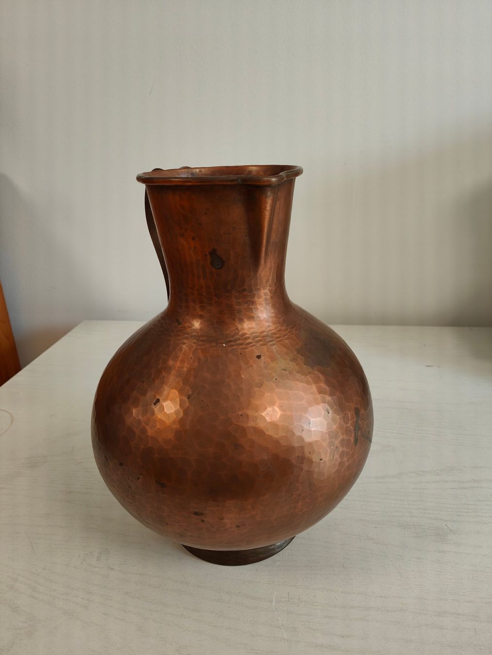Vasi & Recipienti: Kupferkrug mit Henkel, Hammered-Look – Usato da Hemishofen venduto da Lany 4