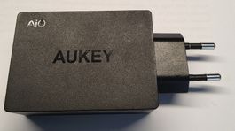 USB Ladegerät Aukey PA-Y4 Quick Charge 3.0 schwarz