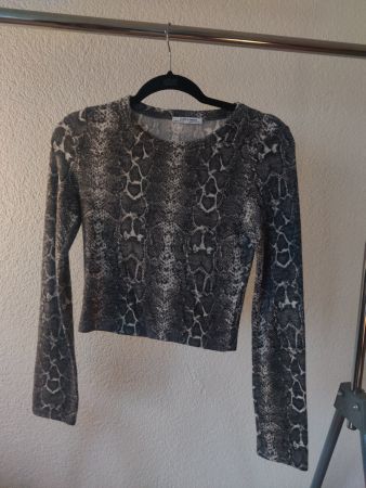 Pull court Zara taille S serpent