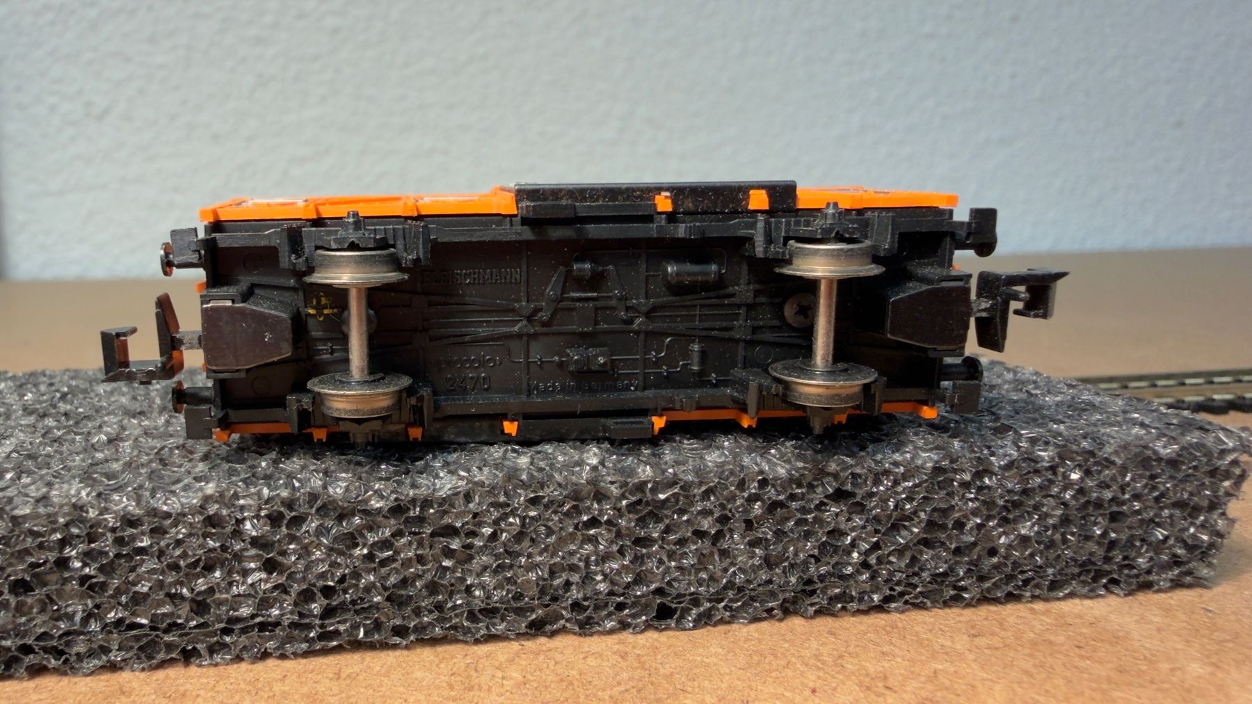 Fleischmann Modellini di ferrovie: Fleischmann Güterwagen Spur N – Usato da Schlieren venduto da rat_lq6b 7