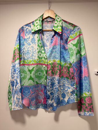 *NEU* Zara Damen Bluse, Gr. XS, Bunt gemustert