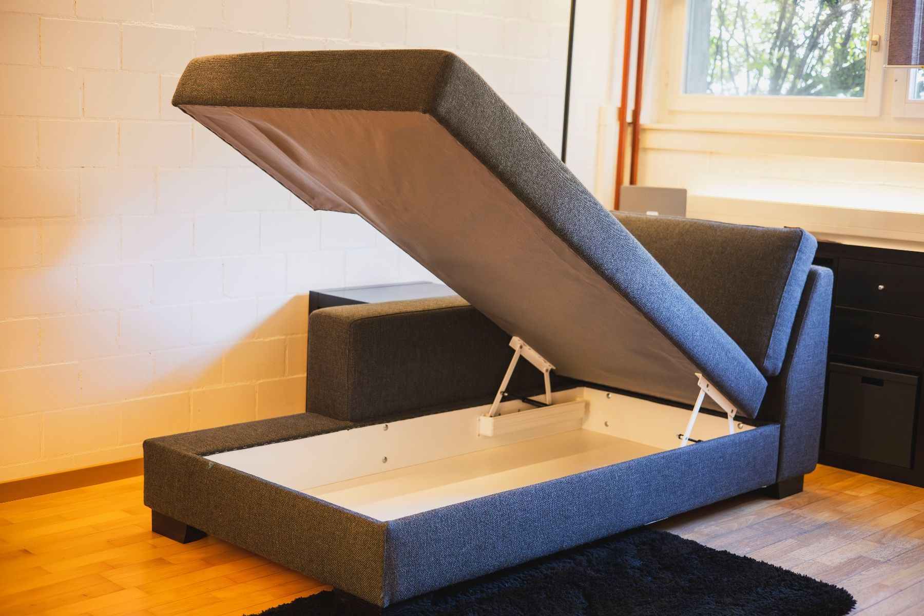 Ikea Divani: IKEA Sofa "Sörvallen" (Nur Teil Liegesofa) – Usato da Cham venduto da avp-media 1