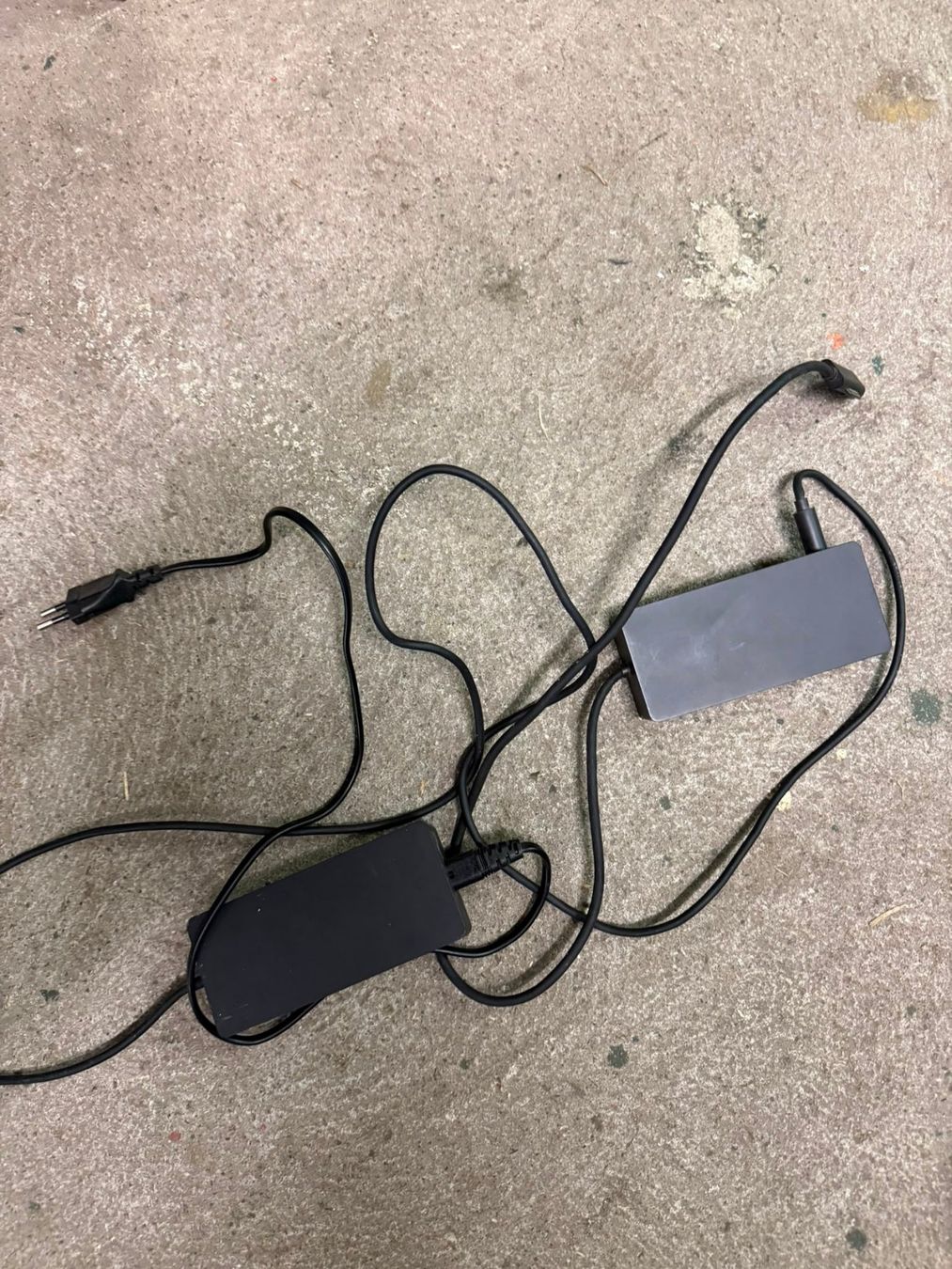 Microsoft Docking station: Original Microsoft Surface Notebook Docking Station – Usato da Bern venduto da diesdastrallala