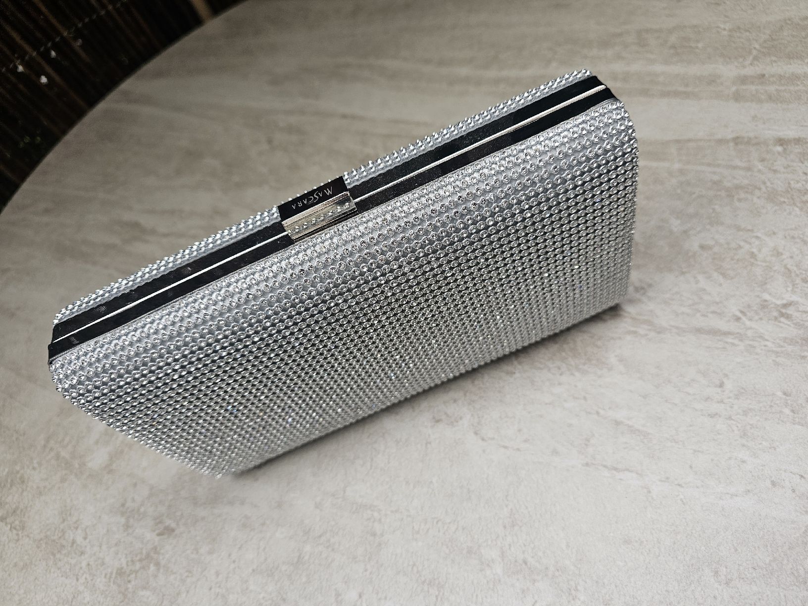 Borse da donna: Edle Abendtasche / Clutch Silber und Strass – Usato da Bern venduto da Oscarella