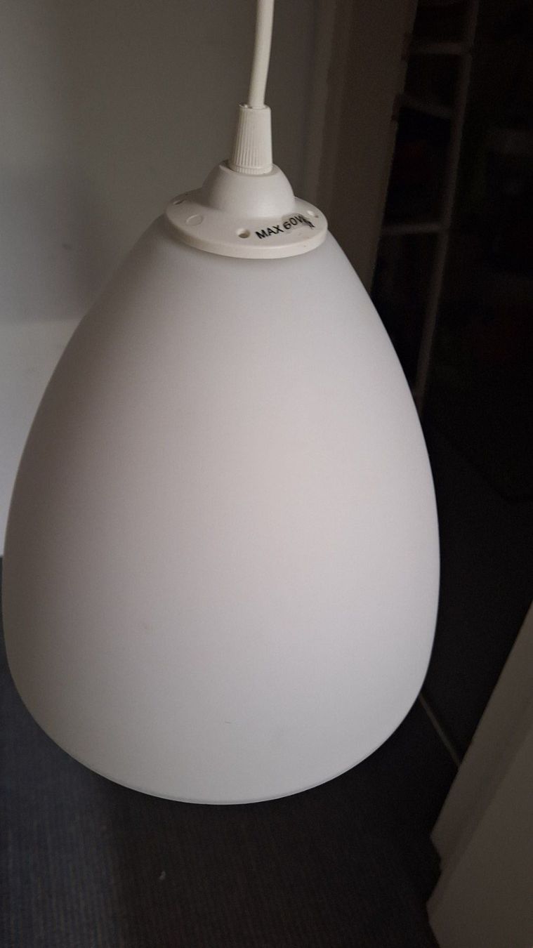 Lampen: Hängelampe Glas weiss matt – Gebraucht aus Arlesheim von shopradl 2