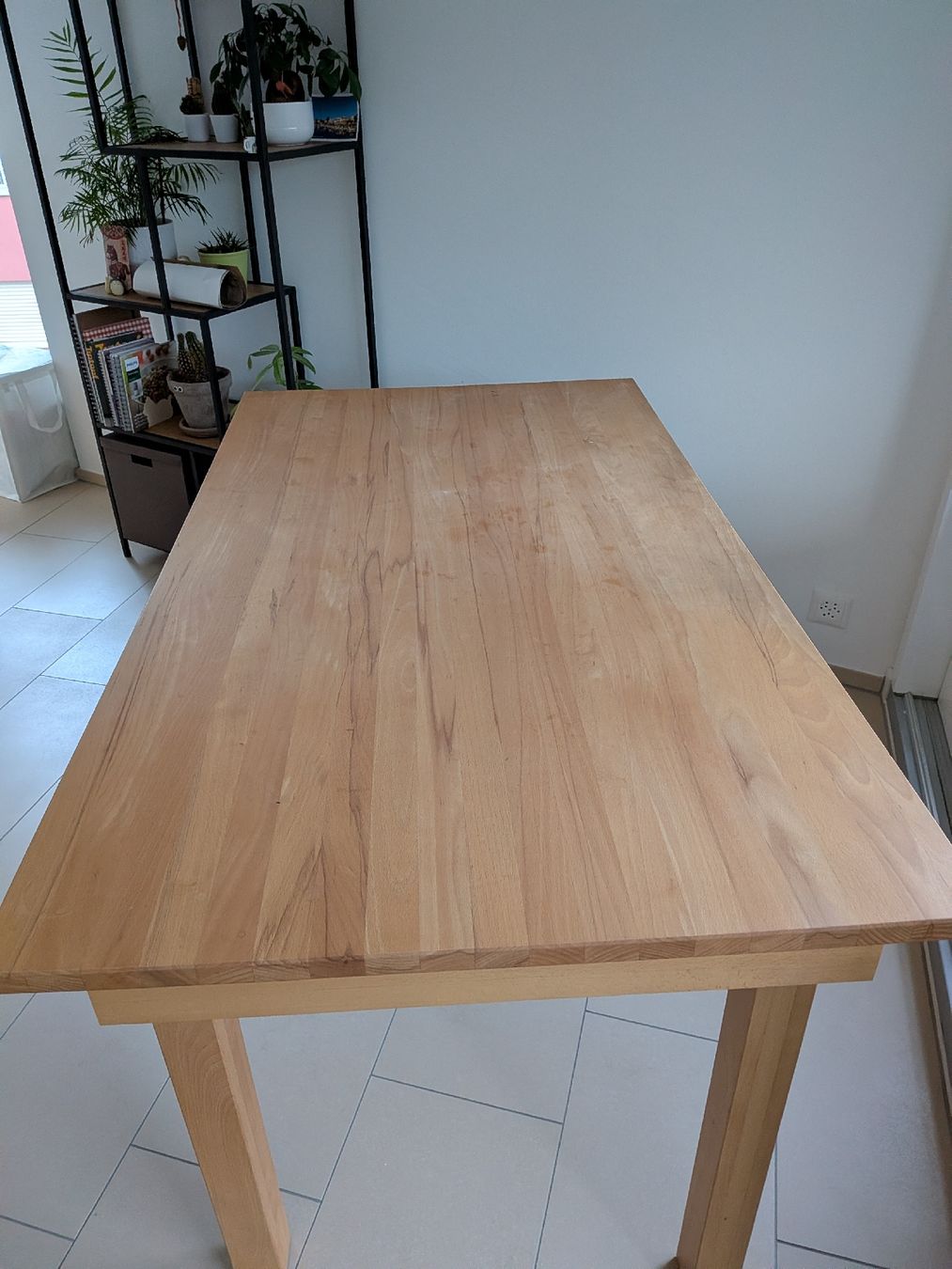 Tavoli: Tisch aus Massivholz – Usato da Aarau venduto da IY92 2