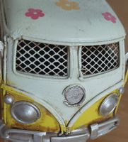 Blechmodell VW Bus Spardose Blumen gelb weiss