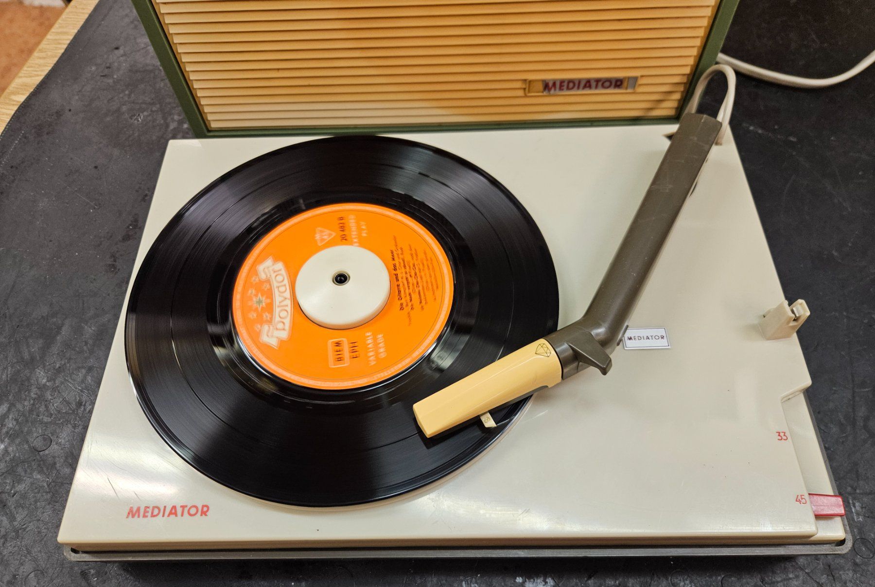 Philips Giradischi: Kofferplattenspieler Philips Mediator – Usato da Herzogenbuchsee venduto da phonowelt 4