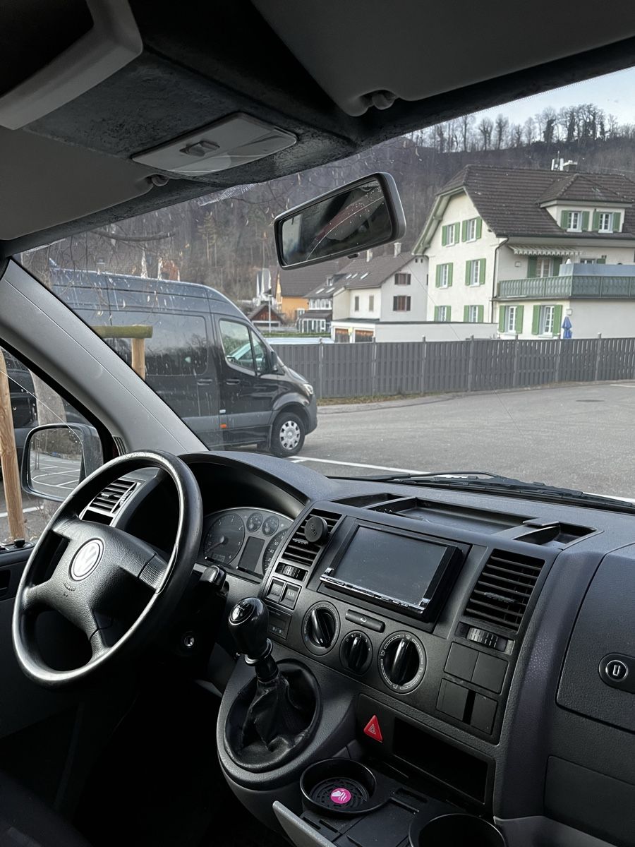 VW Nutzfahrzeuge: VW T5 2,5 TDI – Gebraucht aus Tenniken von Mastko 3
