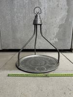 Tablettständer mit Musterung und Griff