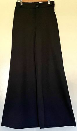 Pantalon noir ample taille 40 bon état neuf