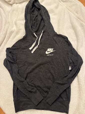 Nike Kapuzenpullover