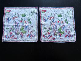 2 Taschentücher Blumenmuster farbig - leicht gebraucht