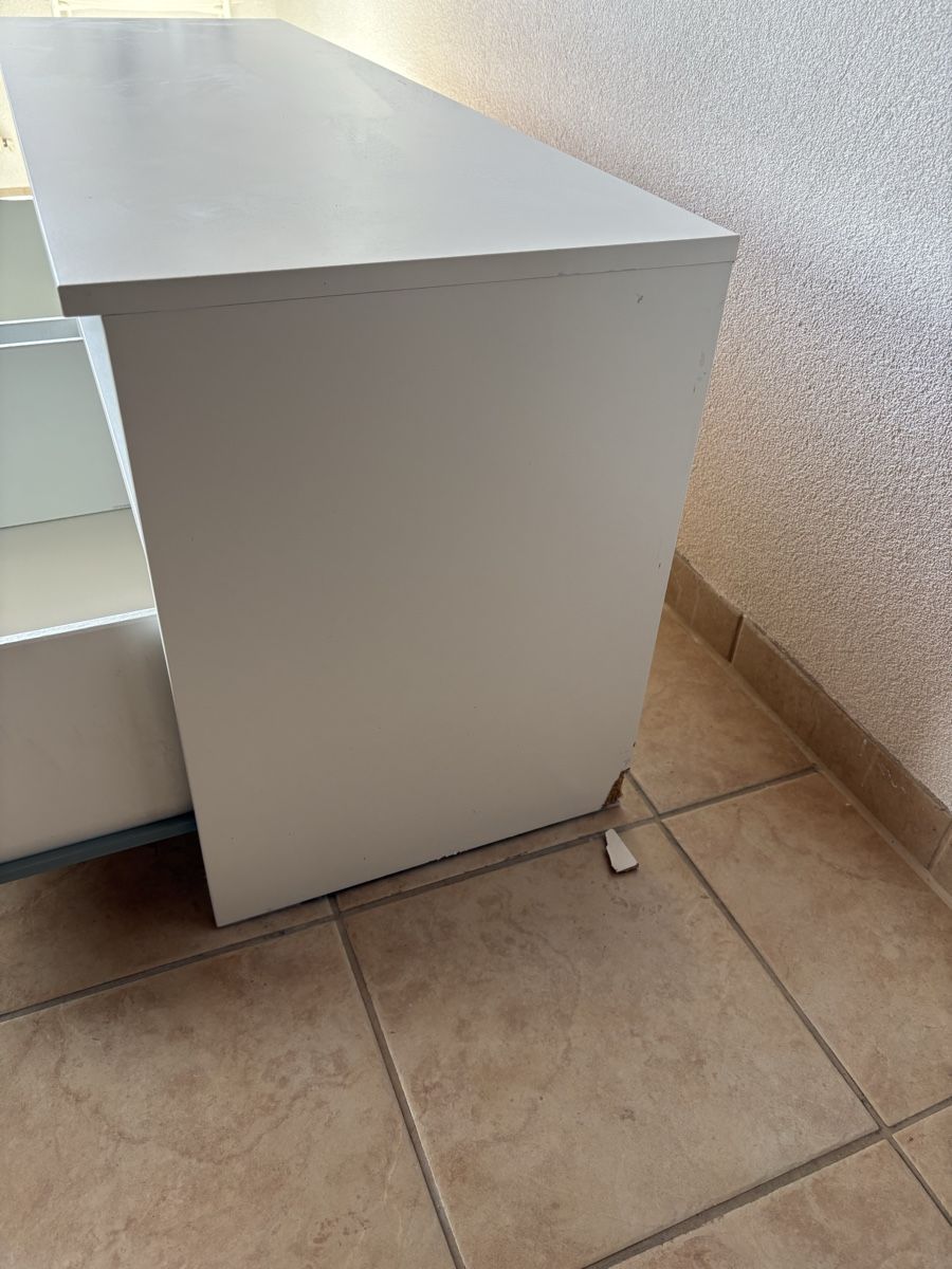 Ikea Mobili TV: TV-Bank Ikea – Usato da Tecknau venduto da Domii111 2