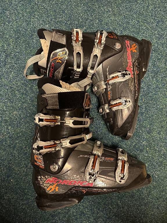 Nordica Scarpe da donna: Skischuh – Usato da Züberwangen venduto da Jasfra01