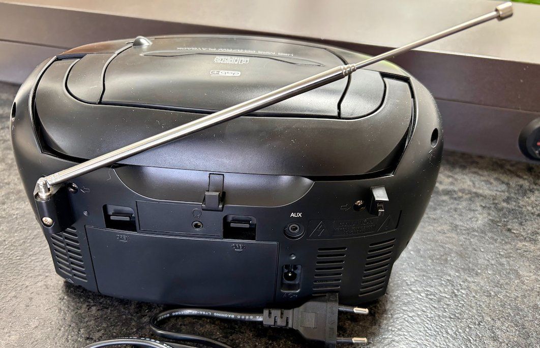 Dual Radio: Radio DAB / CD ect... – Usato da Châtillon JU venduto da laoo 4
