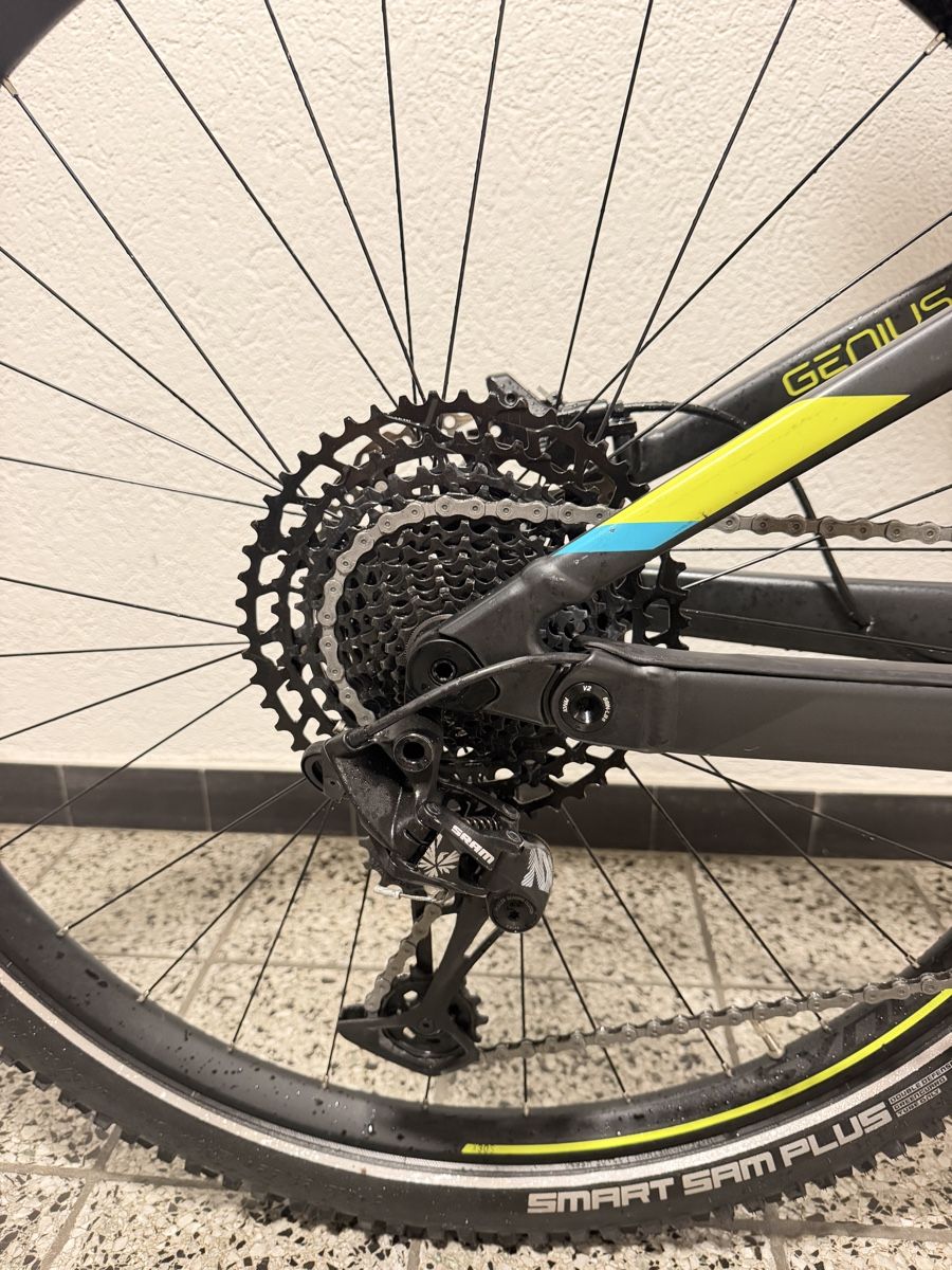 Scott Velos: Scott Genius 950 TOP MTB Ab Service – Gebraucht aus Stansstad von 91PD 2