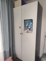 Gratis: Kleiderschrank weiss schwarz