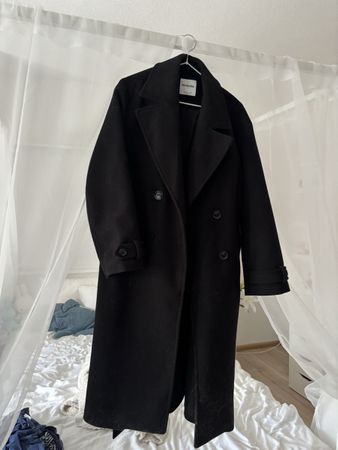 bershka trenchcoat